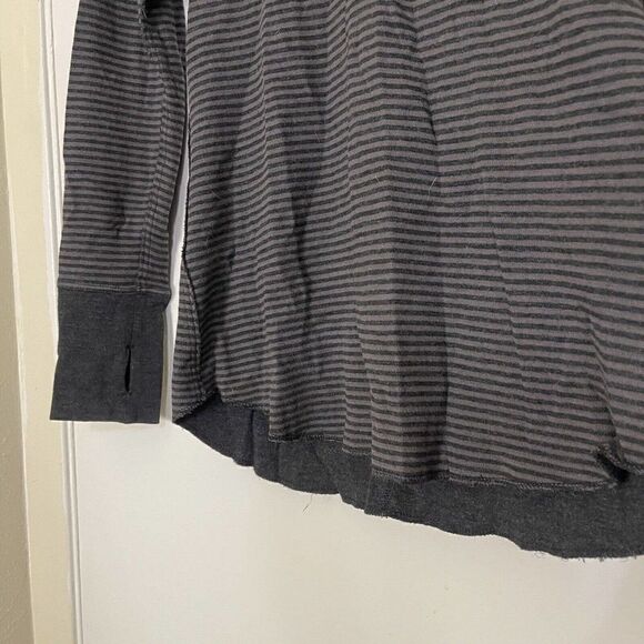 LULULEMON gray stripe long sleeve thermal shirt size 4 - Picture 2 of 4